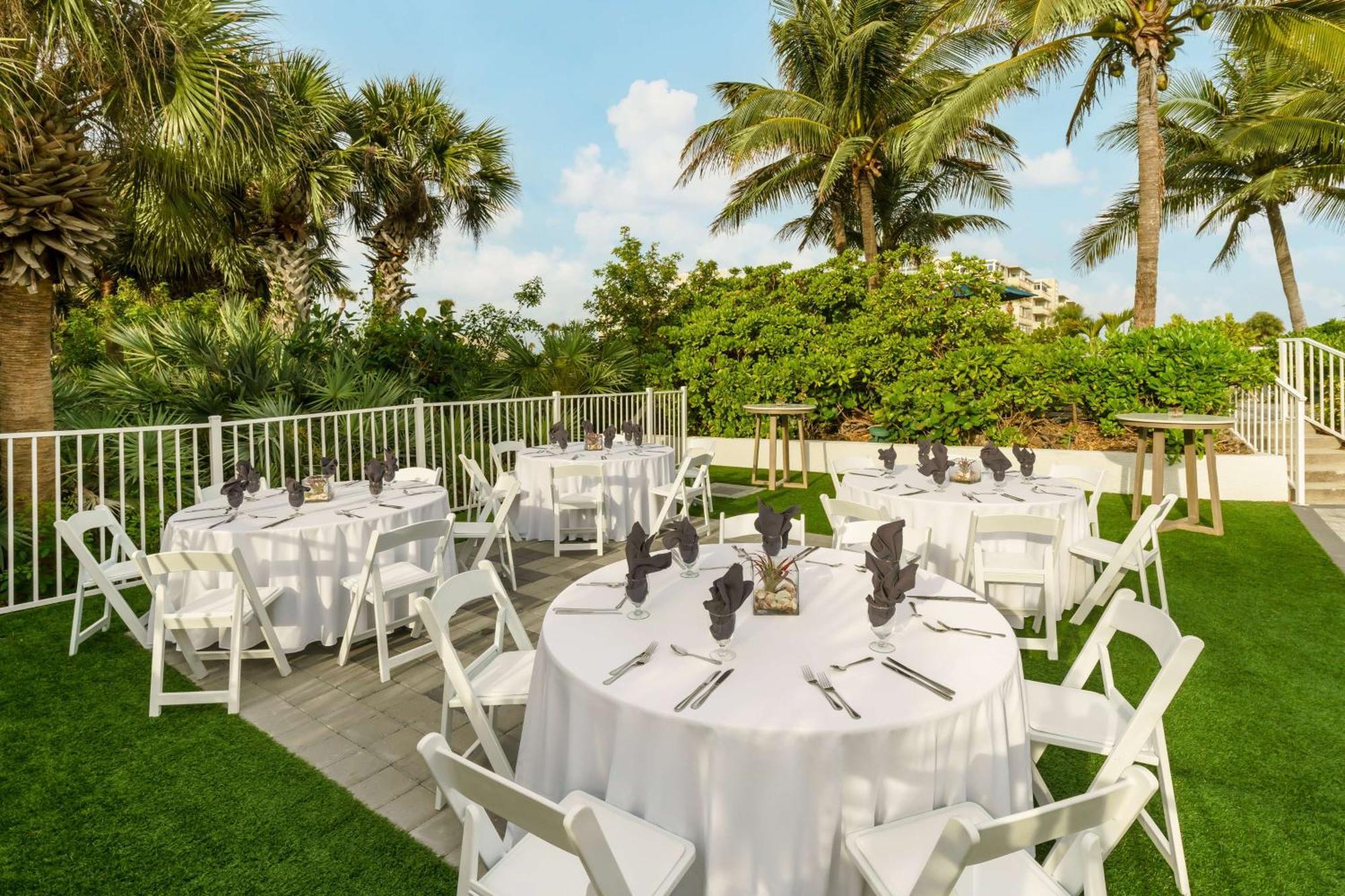 Hilton Garden Inn Cocoa Beach-Oceanfront, Fl Exterior photo